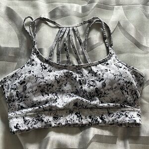 GAIAM sports bra